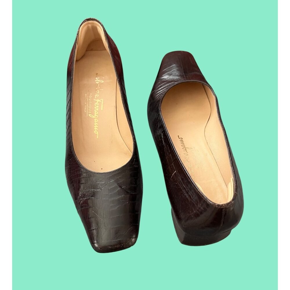 Salvatore Ferragamo Black Crocodile Embossed Leather Low Heel Pumps - Picture 6 of 7
